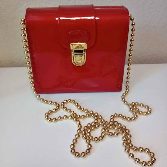 VINTAGE Stuart Weitzman Italian patent leather Ruby red Mini crossbody bag - Picture 1 of 9